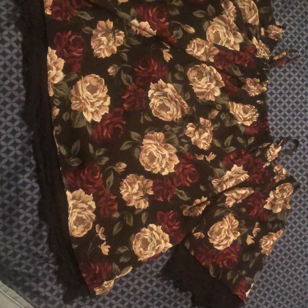 Over the shoulder cute top